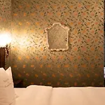 Hotel Flora - By Romanelli Family