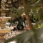 Hotel Flora - By Romanelli Family