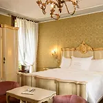 Szálloda Flora - By Romanelli Family 3*
