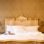 Flora - By Romanelli Family Szálloda 3*