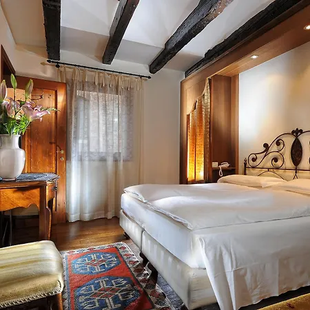 Flora 3* Venecia