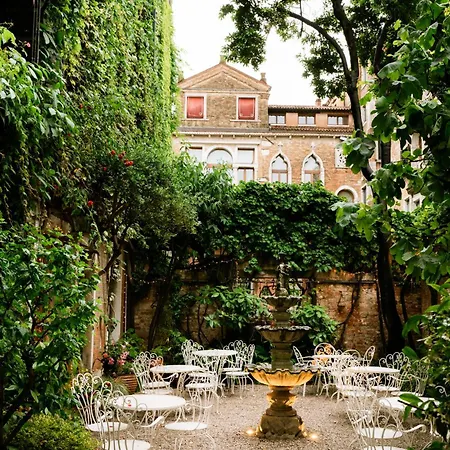 Hotel Flora Venecia