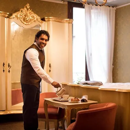 Hotel Flora Venecia