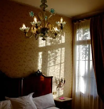 Flora 3* Venecia