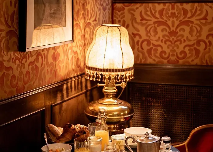 Flora - By Romanelli Family Hotel