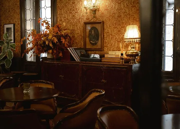 Flora - By Romanelli Family