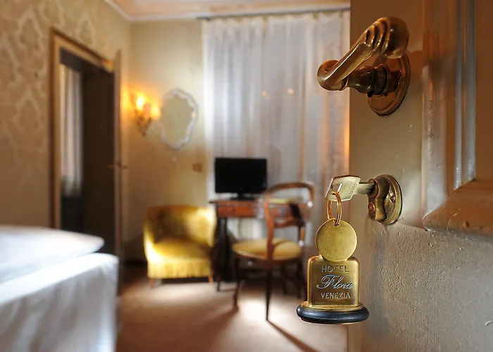 Flora - By Romanelli Family 3*