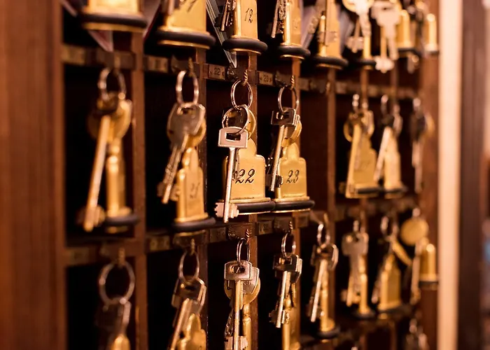 Hotel Flora - By Romanelli Family